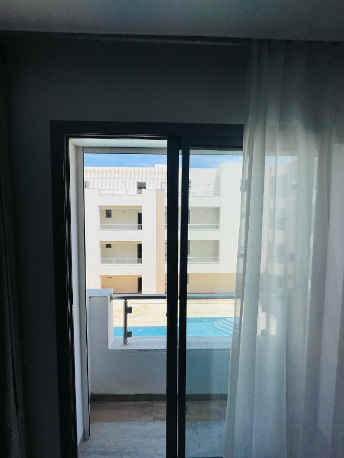 Luxus-Apartment Mit Poolblick Kelibia Exteriör bild